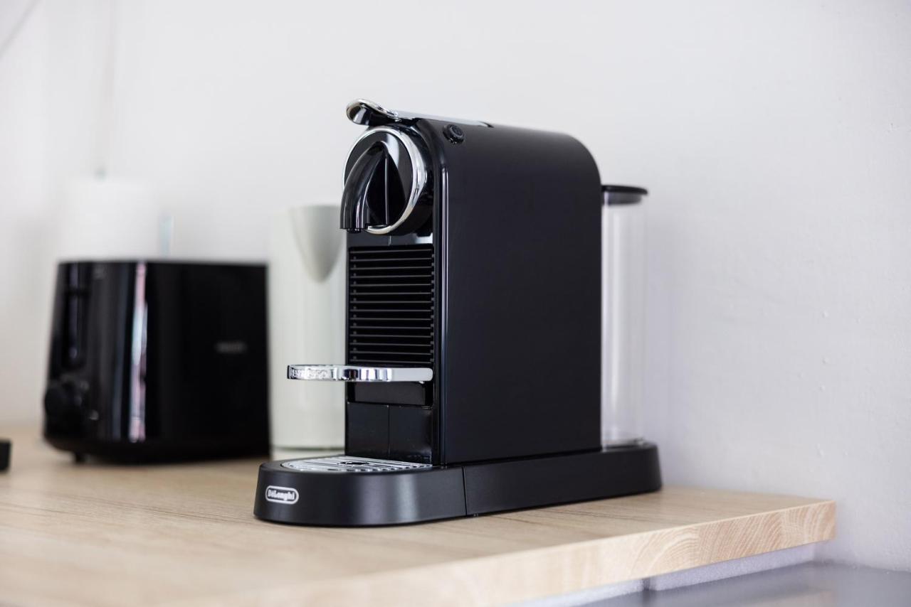 Appartamento Perfekt Fuer 2! Wifi/ Netflix Duisburgo Esterno foto
