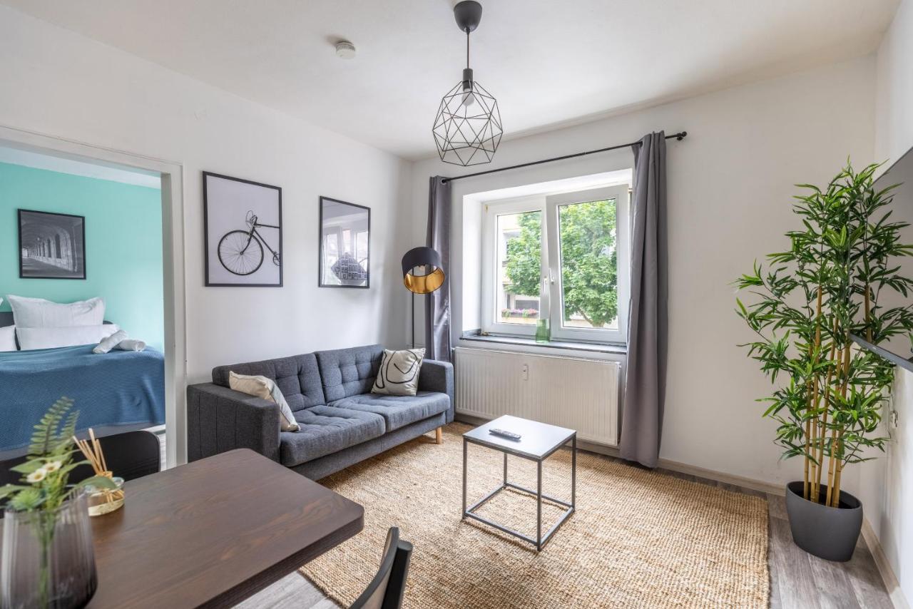 Appartamento Perfekt Fuer 2! Wifi/ Netflix Duisburgo Esterno foto
