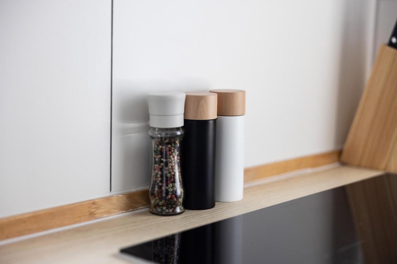 Appartamento Perfekt Fuer 2! Wifi/ Netflix Duisburgo Esterno foto